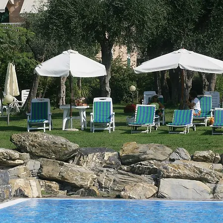 Il Parco Sul Golfo Apartment *